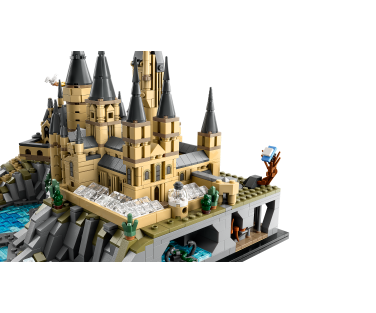 LEGO Harry Potter Sigatüüka loss ja territoorium