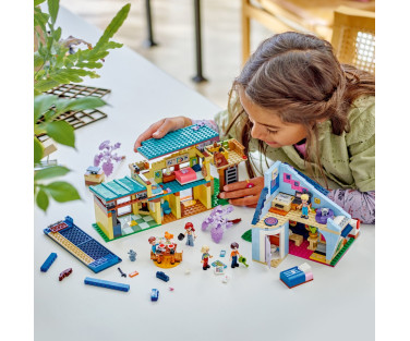 LEGO Friends Olly and Paisley's Family Houses