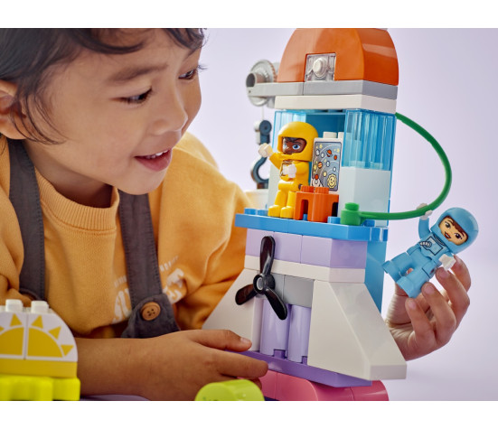 LEGO DUPLO Kolm-ühes kosmosesüstiku seiklus