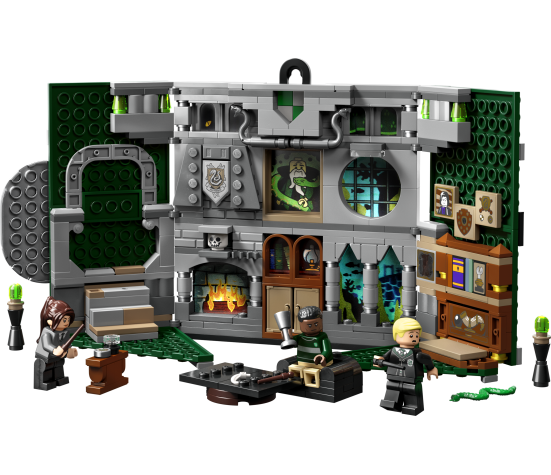 LEGO Harry Potter Slytherin House Banner