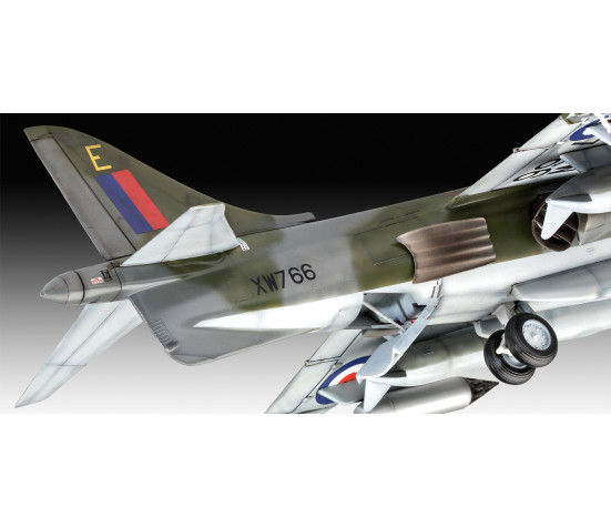 Revell Gift Set Harrier GR.1 1:32