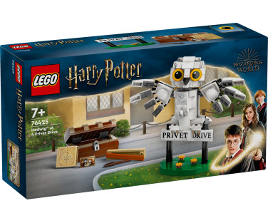 LEGO Harry Potter Hedwig at 4 Privet Drive