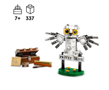 LEGO Harry Potter Hedwig at 4 Privet Drive