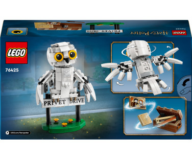 LEGO Harry Potter Hedwig at 4 Privet Drive