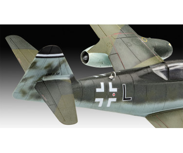 Revell Võitluskomplekt Messerschmitt Me262 & P-51B Mustang 1:72