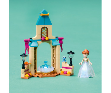 LEGO Disney Princess Anna’s Castle Courtyard