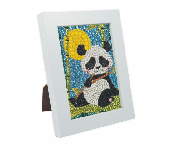 Buki sädelev pilt Panda