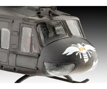 Revell Plastic Model Bell UH-1H Gunship 1:100