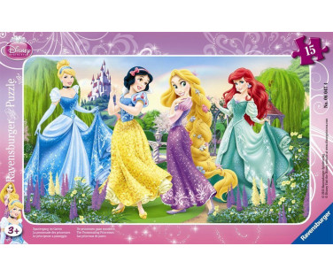 Ravensburger Small Frame Puzzle 15 pc Walking Princesses