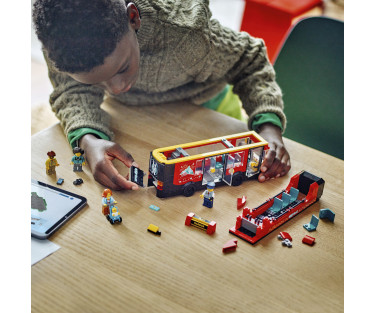 LEGO City Punane kahekordne turistibuss