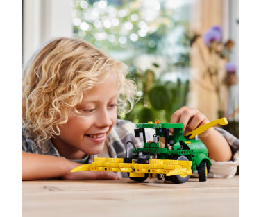 LEGO Technic John Deere 9700 Forage Harvester