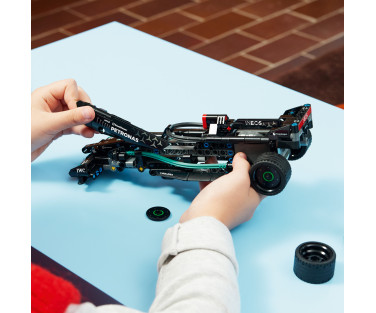 LEGO Technic Mercedes-AMG F1 W14 E Performance Pull-Back