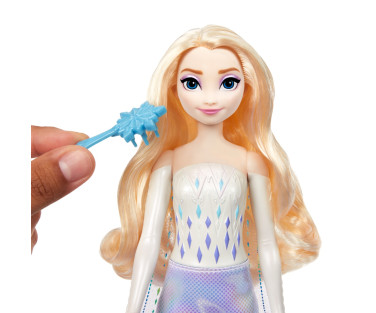 Frozen Fashion Elsa Spin & Reveal nukk