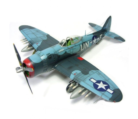 Revell mudelikomplekt P-47M Thunderbolt 1:72